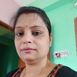 Meet your Posher, Moumita